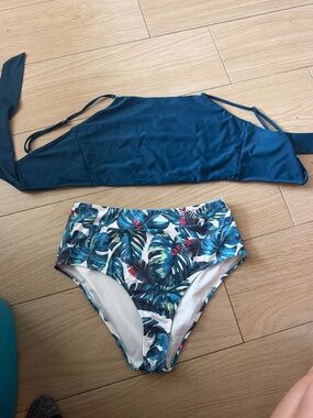 Swimsuit set size large
